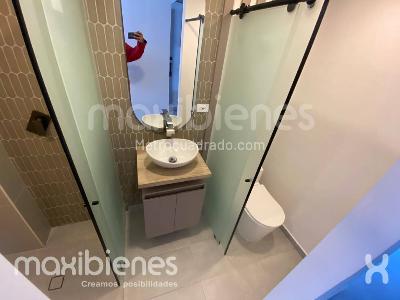 Apartaestudio en arriendo en Manrique Central 1, Medellín, 35 m² · foto 8 de 10