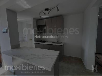 Apartamento de 3 alcobas en venta en El Guayabo, Itagüí, 55 m² · foto 2 de 20