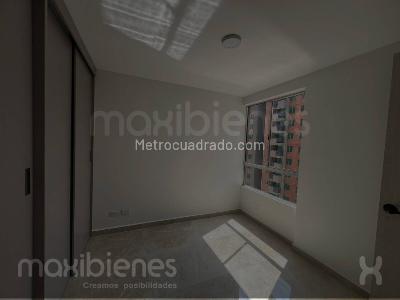 Apartamento de 3 alcobas en venta en El Guayabo, Itagüí, 55 m² · foto 14 de 20