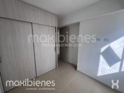 Apartamento de 3 alcobas en arriendo en Las Lomitas, Sabaneta, 80 m² · foto 2 de 15