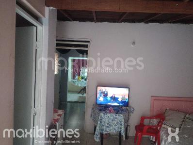 Casa de 3 alcobas en venta en Prado, Medellín, 150 m² · foto 2 de 7