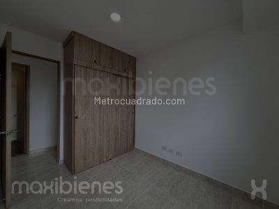 Apartamento de 3 alcobas en arriendo en Fatima, Itagüí, 73 m² · foto 8 de 12