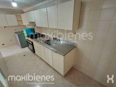 Apartamento de 3 alcobas en arriendo en Florida Nueva, Medellín, 112 m² · foto 2 de 8