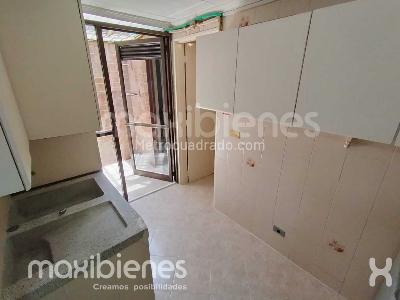 Apartamento de 3 alcobas en arriendo en Florida Nueva, Medellín, 112 m² · foto 4 de 8