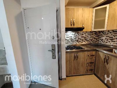 Apartamento de 3 alcobas en arriendo en Pajarito, Medellín, 43 m² · foto 3 de 12