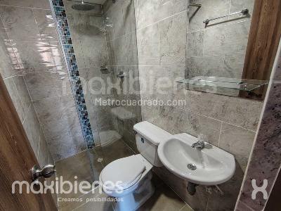 Apartamento de 3 alcobas en arriendo en Pajarito, Medellín, 43 m² · foto 7 de 12