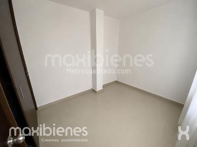 Apartamento en venta en La Milagrosa, Medellín · foto 3 de 8