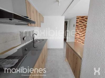Apartamento de 2 alcobas en arriendo en La Pola, Medellín, 50 m² · foto 6 de 11