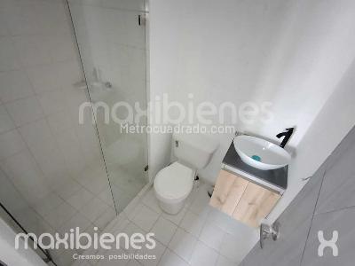 Apartamento de 2 alcobas en arriendo en La Pola, Medellín, 50 m² · foto 8 de 11