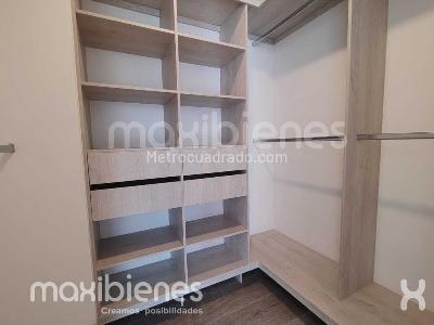 Apartamento de 2 alcobas en venta en Altos Del Poblado, Medellín, 109 m² · foto 12 de 17