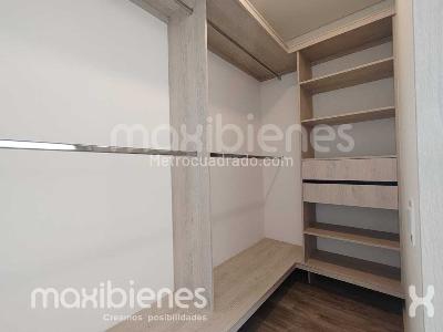 Apartamento de 2 alcobas en venta en Altos Del Poblado, Medellín, 109 m² · foto 13 de 17