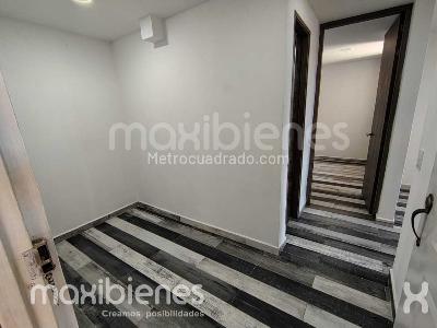Apartaestudio en arriendo en Pajarito, Medellín · foto 6 de 11