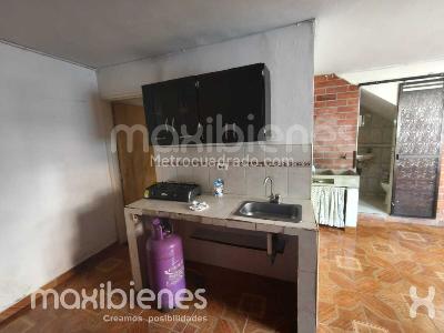 Apartaestudio en arriendo en Barrio Nuevo, Bello · foto 3 de 8