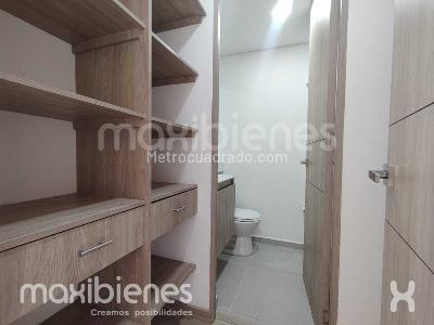 Apartamento de 3 alcobas en venta en Los Alcazares, Sabaneta, 61 m² · foto 7 de 19