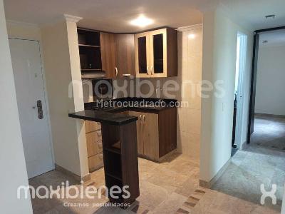 Apartamento en venta en Pajarito, Medellín · foto 3 de 7