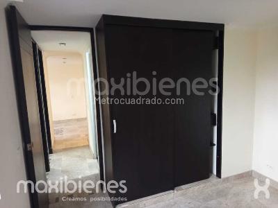 Apartamento en venta en Pajarito, Medellín · foto 4 de 7
