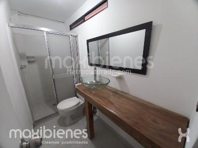 Casa de 5 alcobas en arriendo en Belen La Mota, Medellín, 215 m² · foto 10 de 15