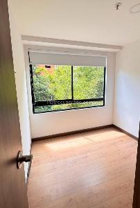 Apartamento de 2 alcobas en arriendo en Loma Del Indio, Medellín, 55 m² · foto 7 de 8