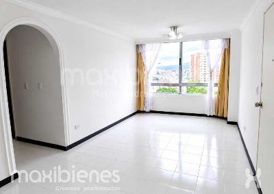 Apartamento de 3 alcobas en arriendo en Loma Del Indio, Medellín, 70 m² · foto 2 de 9