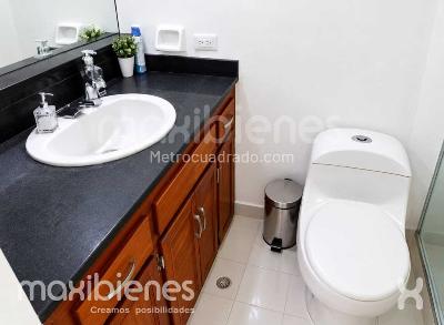 Apartamento de 3 alcobas en arriendo en Loma Del Indio, Medellín, 70 m² · foto 8 de 9