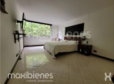 Apartamento de 3 alcobas en venta en El Poblado, Medellín, 142 m² · foto 5 de 7