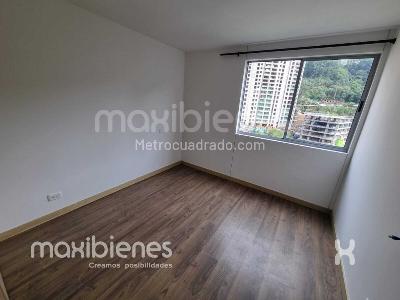 Apartamento de 2 alcobas en arriendo en San Jose, Sabaneta, 70 m² · foto 3 de 11