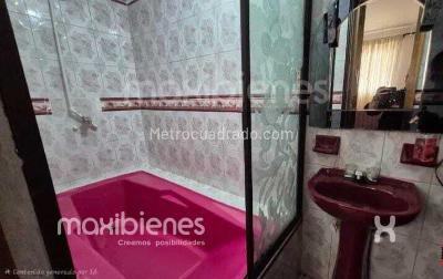Casa de 4 alcobas en venta en Castilla, Medellín, 277 m² · foto 18 de 20