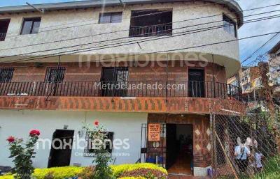 Casa de 4 alcobas en venta en Castilla, Medellín, 277 m² · foto 2 de 20