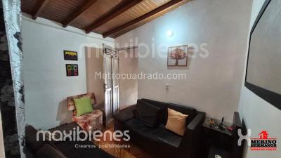 Casa de 4 alcobas en venta en Castilla, Medellín, 277 m² · foto 3 de 20