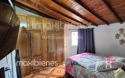 Casa de 4 alcobas en venta en Castilla, Medellín, 277 m² · foto 7 de 20