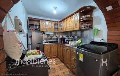 Casa de 4 alcobas en venta en Castilla, Medellín, 277 m² · foto 9 de 20