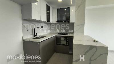 Apartamento de 3 alcobas en arriendo en San Jose, Sabaneta, 70 m² · foto 2 de 14