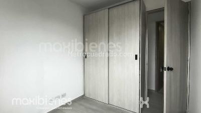 Apartamento de 3 alcobas en arriendo en San Jose, Sabaneta, 70 m² · foto 11 de 14