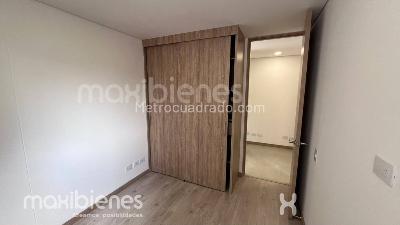 Apartamento de 3 alcobas en arriendo en San Jose, Sabaneta, 80 m² · foto 5 de 14