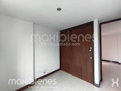 Apartamento de 3 alcobas en arriendo en Loma Del Escobero, Envigado, 95 m² · foto 11 de 17