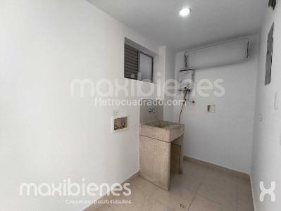 Apartamento de 3 alcobas en arriendo en Loma Del Escobero, Envigado, 95 m² · foto 16 de 17