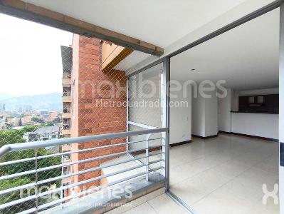 Apartamento de 3 alcobas en arriendo en Loma Del Escobero, Envigado, 95 m² · foto 4 de 17