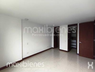 Apartamento de 3 alcobas en arriendo en Loma Del Escobero, Envigado, 95 m² · foto 8 de 17