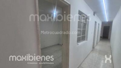 Casa de 4 alcobas en arriendo en Alcala, Envigado, 140 m² · foto 12 de 19