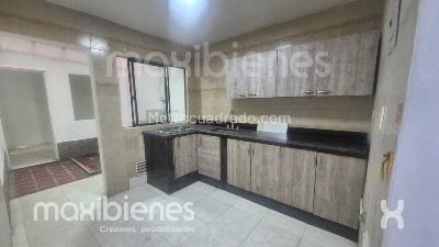Casa de 4 alcobas en arriendo en Alcala, Envigado, 140 m² · foto 2 de 19