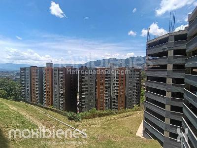 Apartamento de 3 alcobas en arriendo en La Cuenca, Envigado, 70 m² · foto 3 de 11