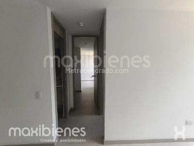 Apartamento de 3 alcobas en arriendo en La Cuenca, Envigado, 70 m² · foto 4 de 11