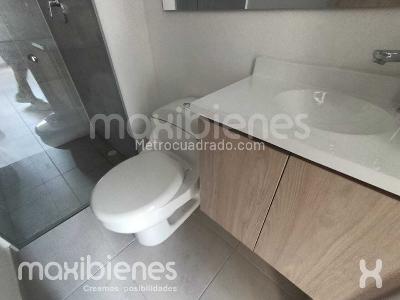Apartamento de 3 alcobas en arriendo en La Cuenca, Envigado, 70 m² · foto 9 de 11
