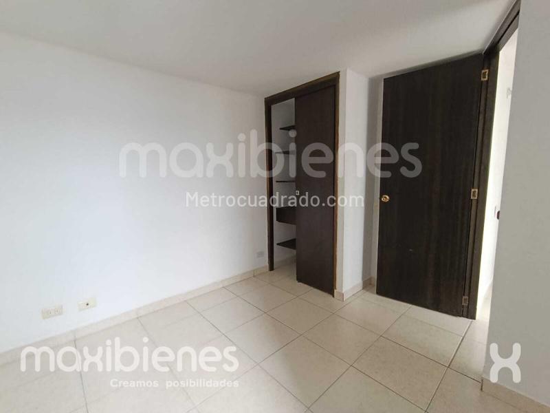 3BR Apartment in Alto De Las Flores (55 m²) - 3