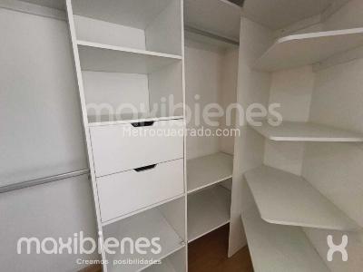 Apartamento de 2 alcobas en arriendo en Loma Del Escobero, Envigado, 68 m² · foto 7 de 11
