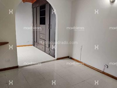 Casa de 5 alcobas en venta en El Dorado, Envigado, 210 m² · foto 10 de 20
