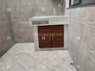 Casa de 5 alcobas en venta en El Dorado, Envigado, 210 m² · foto 16 de 20