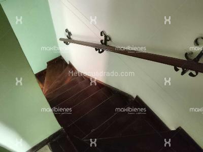 Casa de 5 alcobas en venta en El Dorado, Envigado, 210 m² · foto 3 de 20