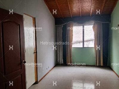Casa de 5 alcobas en venta en El Dorado, Envigado, 210 m² · foto 5 de 20