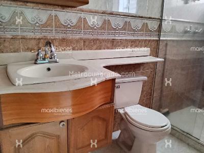 Casa de 5 alcobas en venta en El Dorado, Envigado, 210 m² · foto 6 de 20